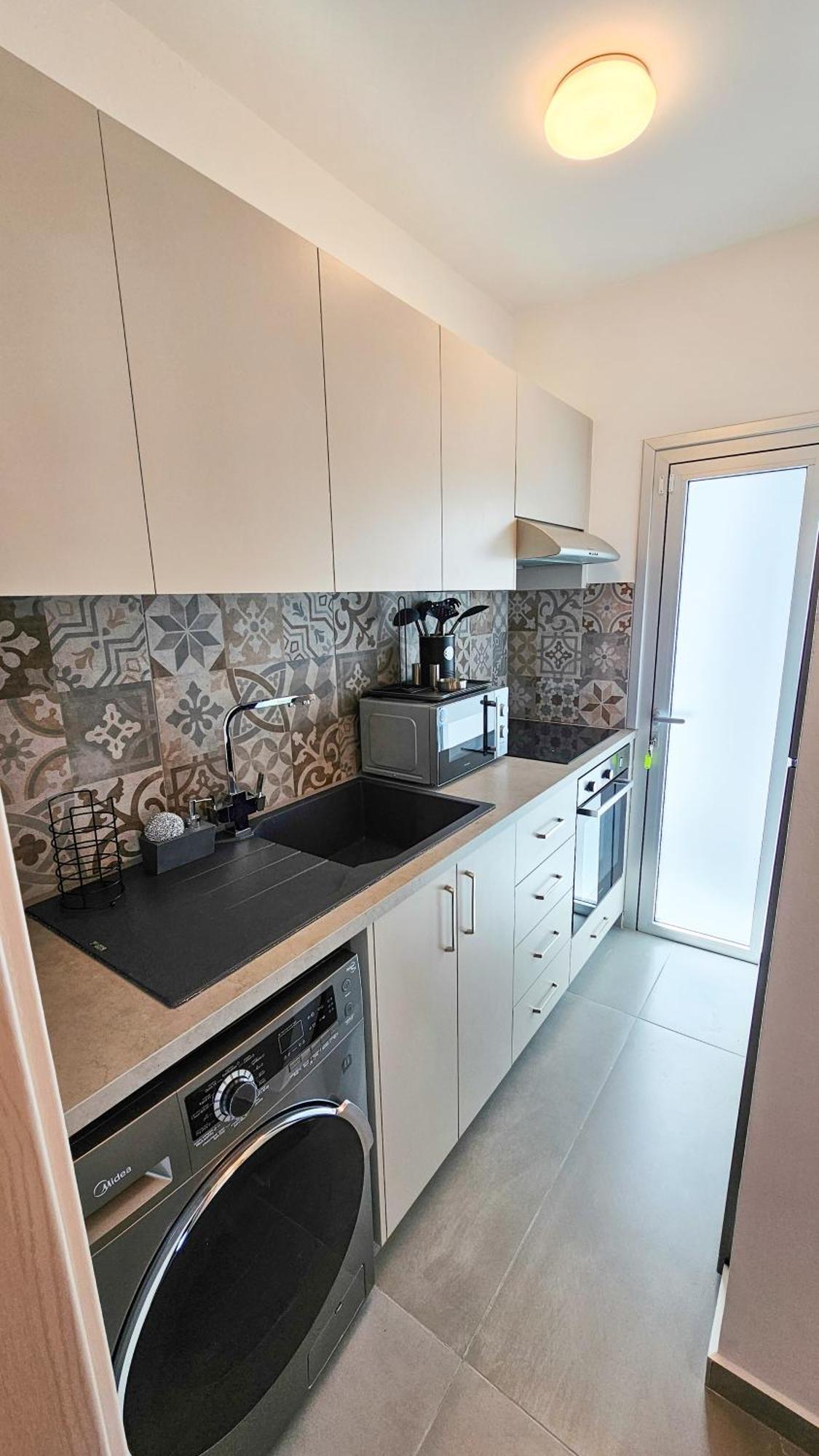 Sealife Citycenter Residences Larnaca Ngoại thất bức ảnh