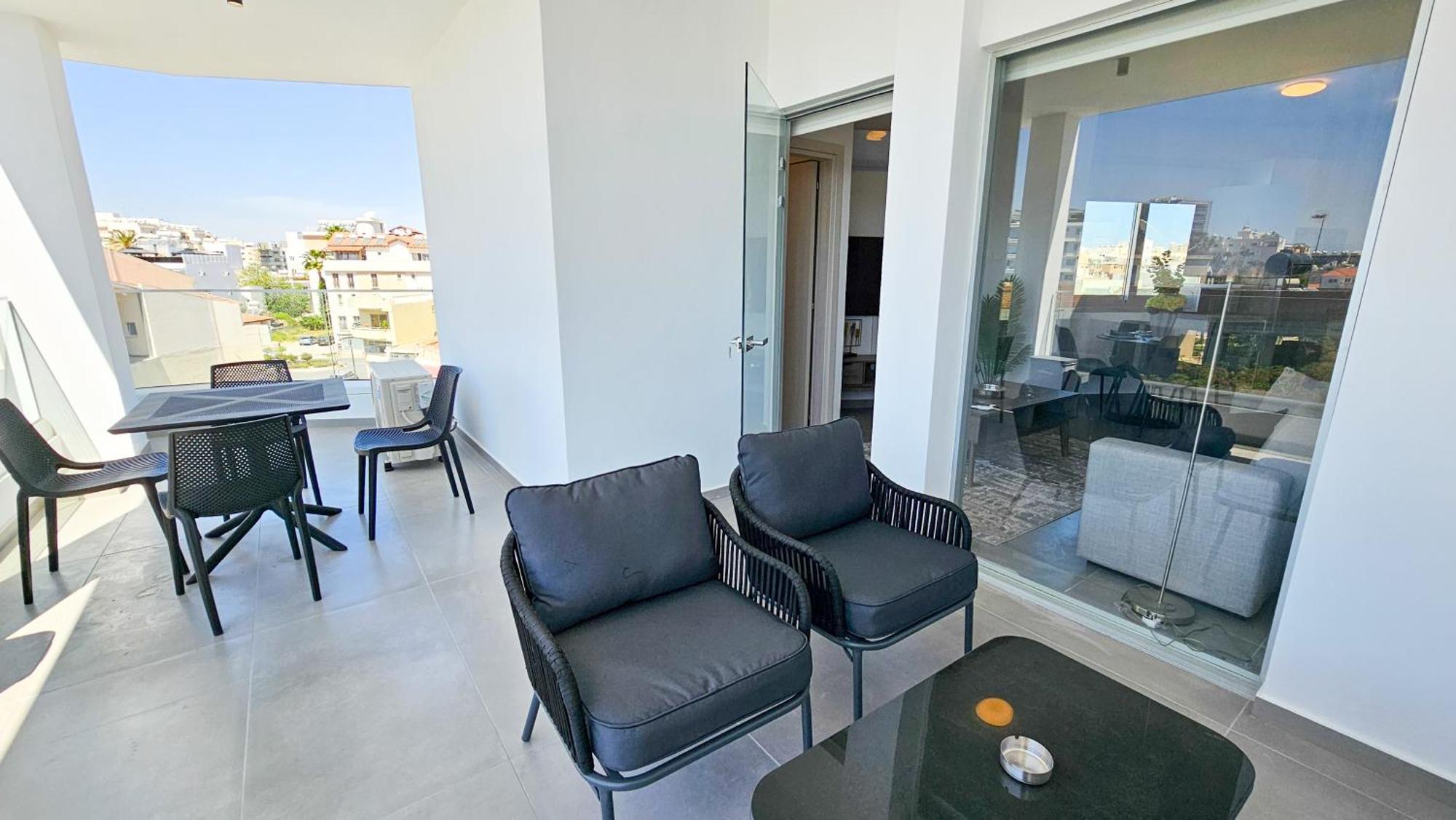 Sealife Citycenter Residences Larnaca Ngoại thất bức ảnh