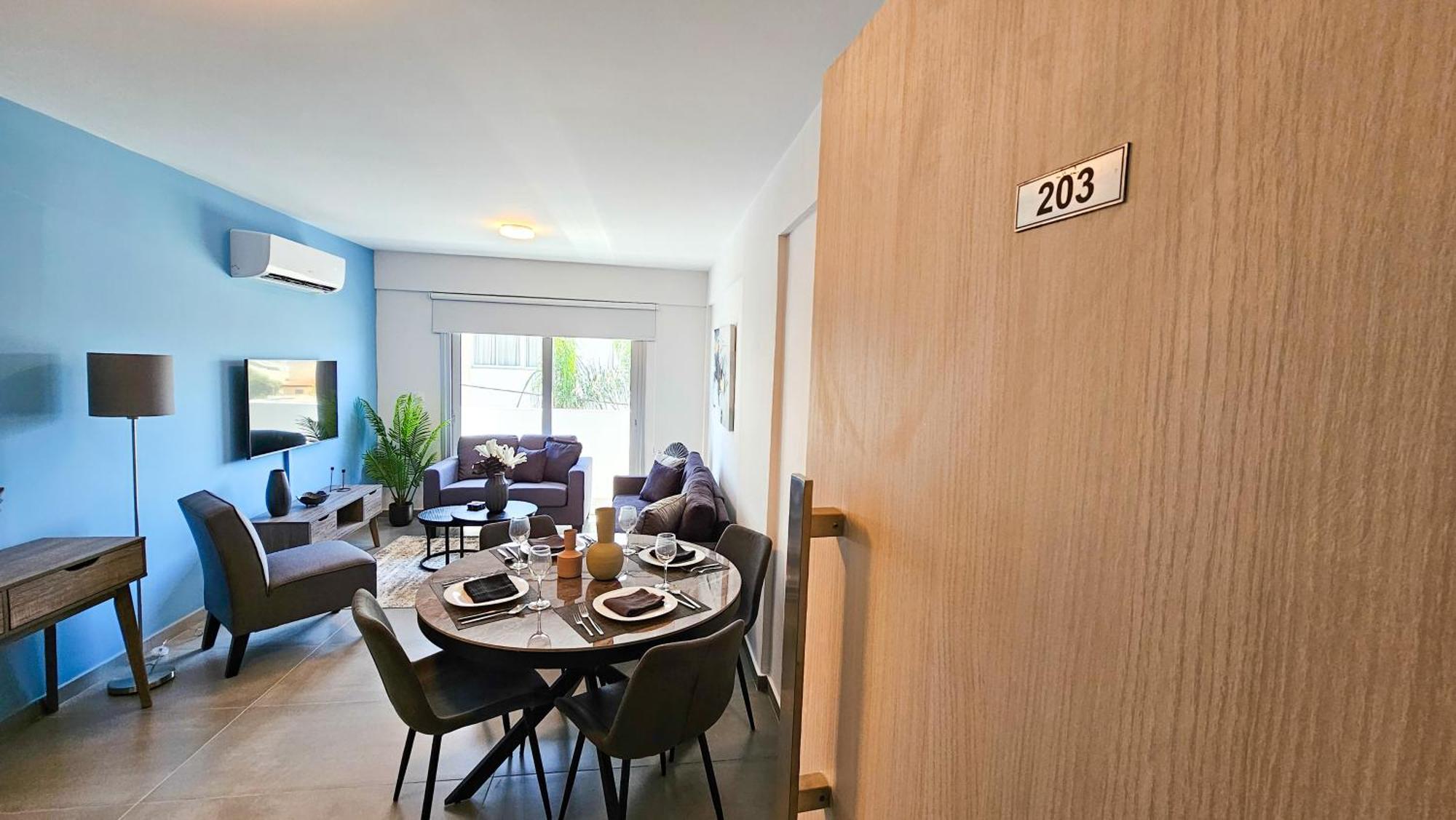 Sealife Citycenter Residences Larnaca Ngoại thất bức ảnh