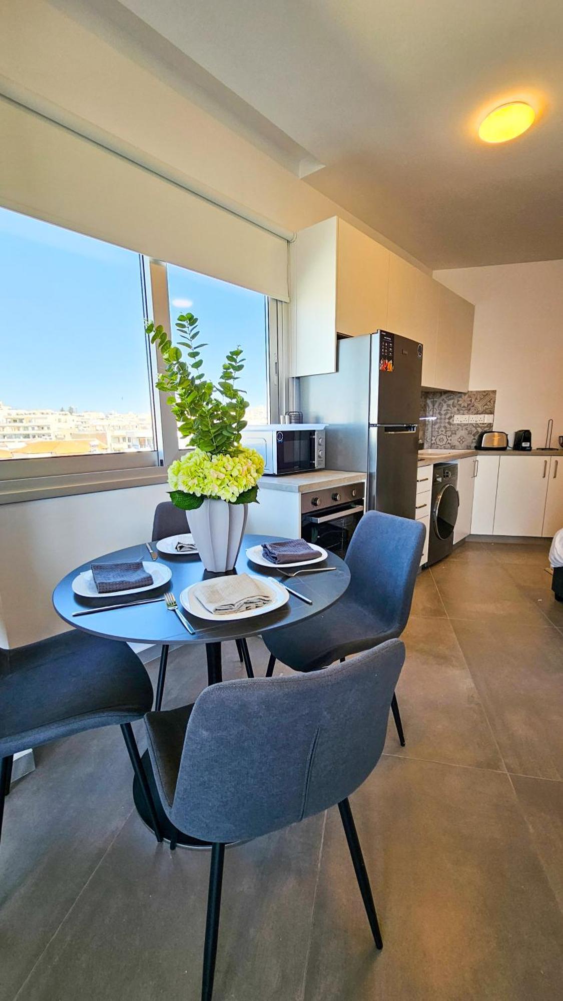 Sealife Citycenter Residences Larnaca Ngoại thất bức ảnh